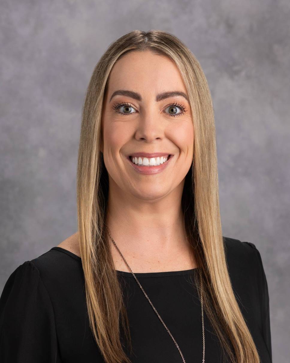 Amber Hobbs Headshot